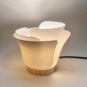 Revea Lamp